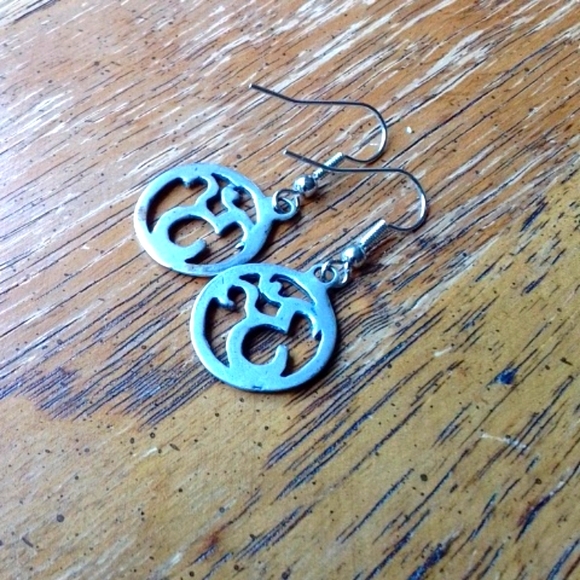 Pair of Handmade Ohm Symbol Dangle Earrings!!!! - Picture 2 of 3